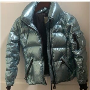 SAM. Blue metallic coat